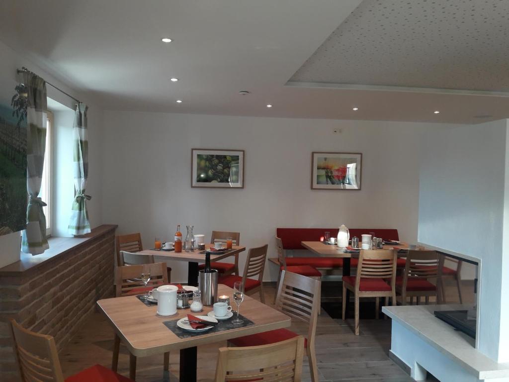 Restaurace v ubytování Weinbau Ettenauer