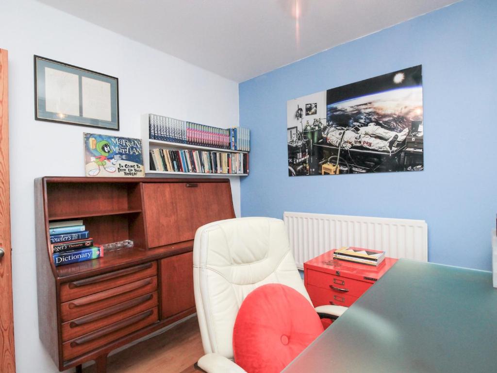 Crystal Palace - Artistic 2BR flat with terrace - Pass the Keys