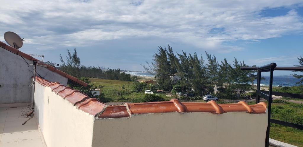  Pe na areia triplex com vista do mar na Praia do Pontal e terraço panorâmico A casa toda sua sem nada compartilhado