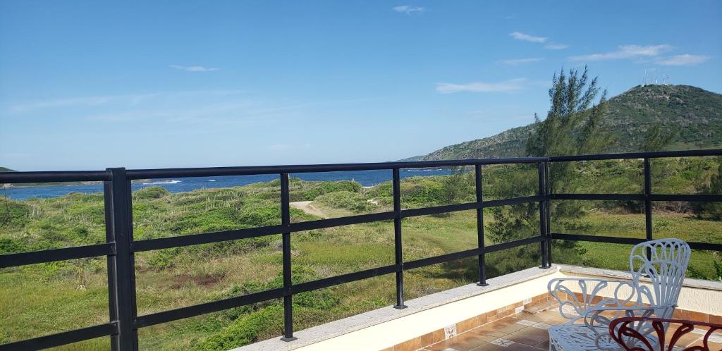  Pe na areia triplex com vista do mar na Praia do Pontal e terraço panorâmico A casa toda sua sem nada compartilhado
