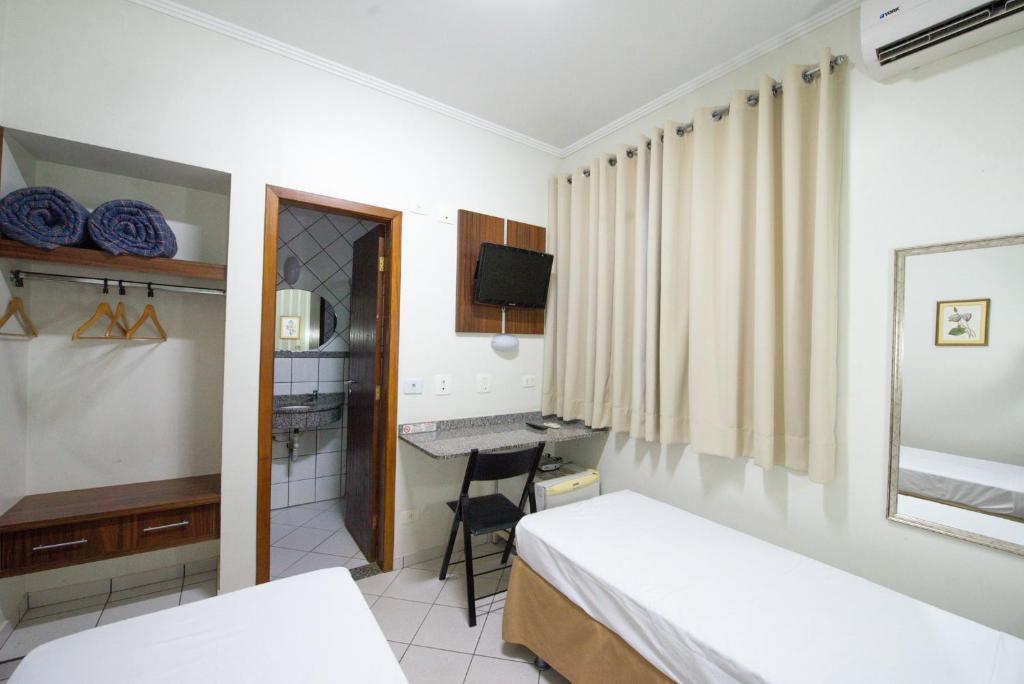  Araucaria Hotel Business - Maringá