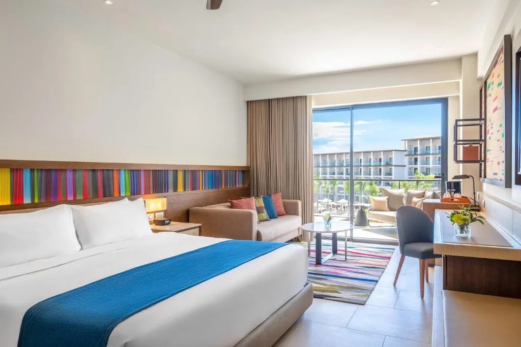 Junior King Suite