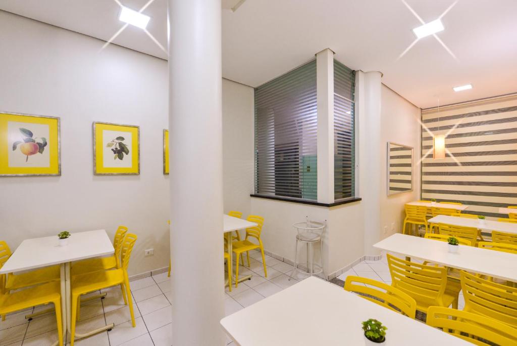  Araucaria Hotel Business - Maringá