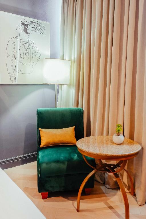 Posezení v ubytování Makati Palace Hotel