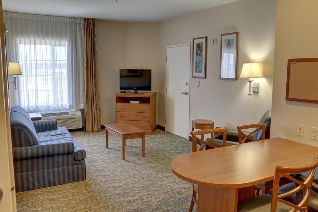 Candlewood Suites Texarkana, an IHG Hotel - Suite De Reina De Una Habitación