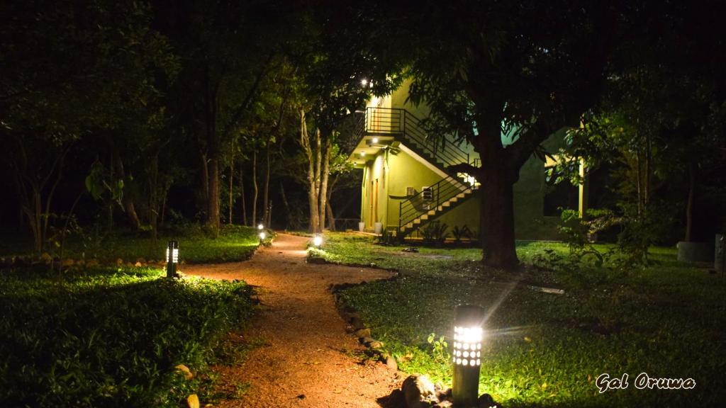 Zahrada ubytování Gal Oruwa Resort