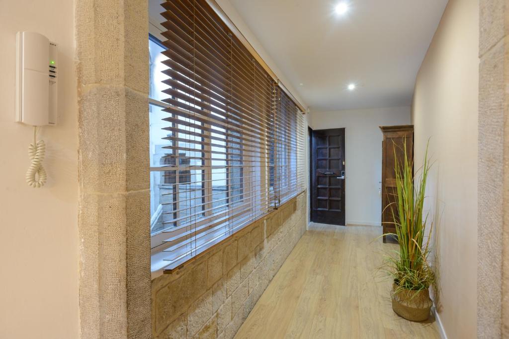 APG Palau Salieti 2, Girona – Updated 2022 Prices