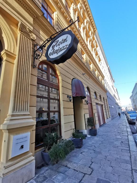 Budova, kde se hotel nachází