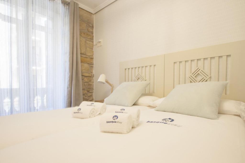 Posteľ alebo postele v izbe v ubytovaní Gerezi - Basque Stay