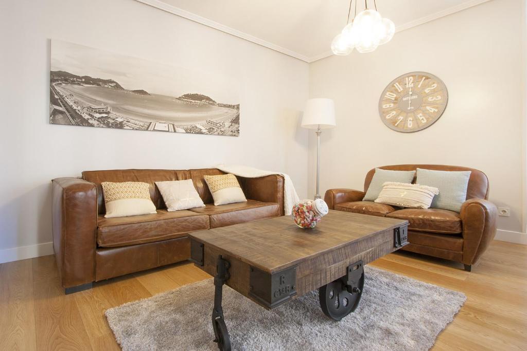 Posedenie v ubytovaní Gerezi - Basque Stay