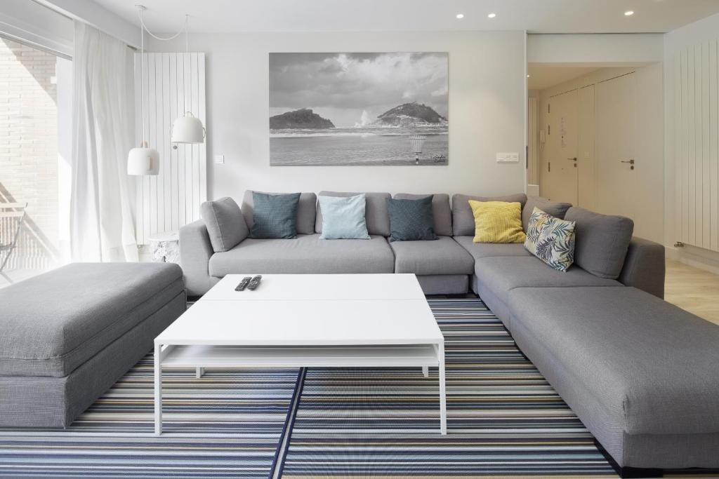 Posedenie v ubytovaní Kimu - Basque Stay