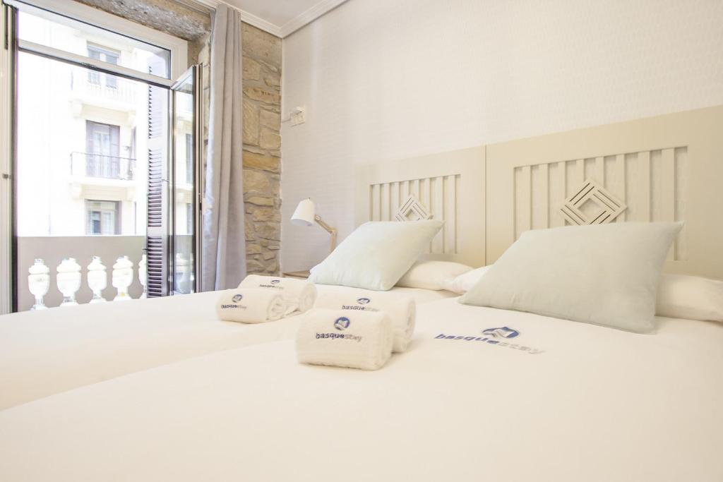 Posteľ alebo postele v izbe v ubytovaní Gerezi - Basque Stay