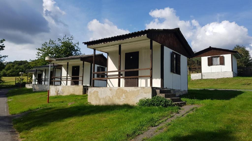 Budova, kde se prázdninový areál nachází