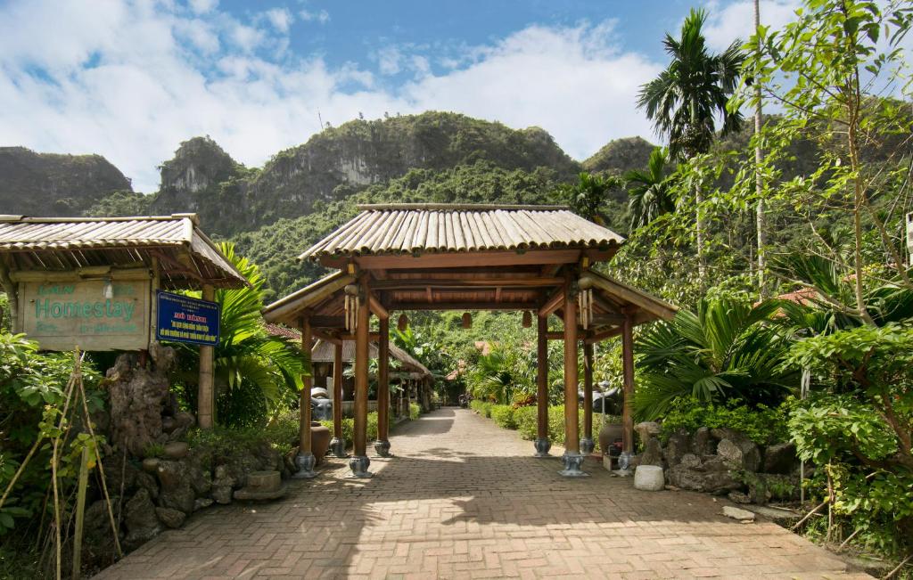 Photo de la galerie de l'établissement Lan Homestay, à Cat Ba