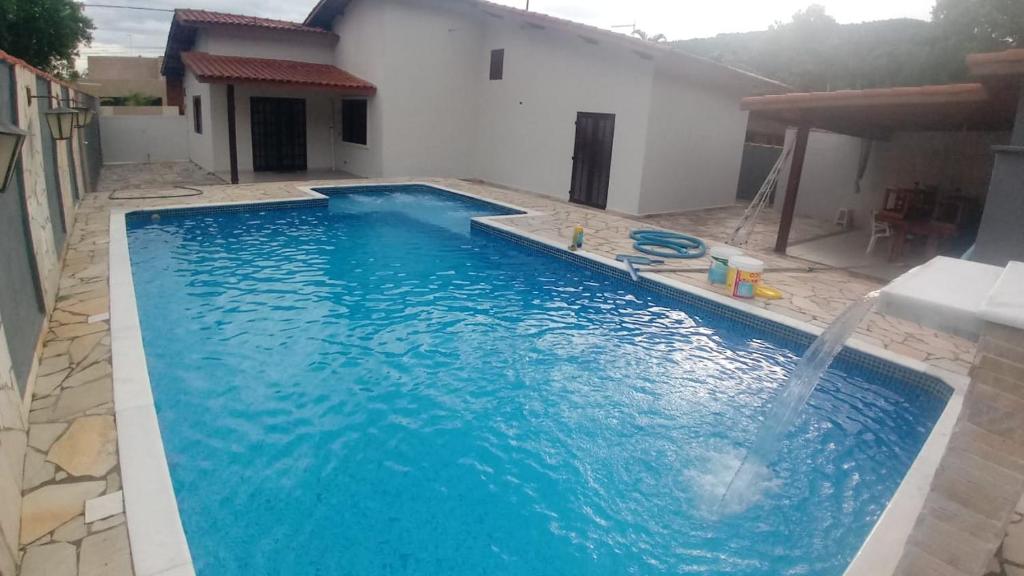  Casa espaçosa em Condomínio fechado