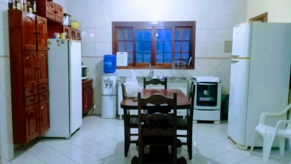  Casa espaçosa em Condomínio fechado