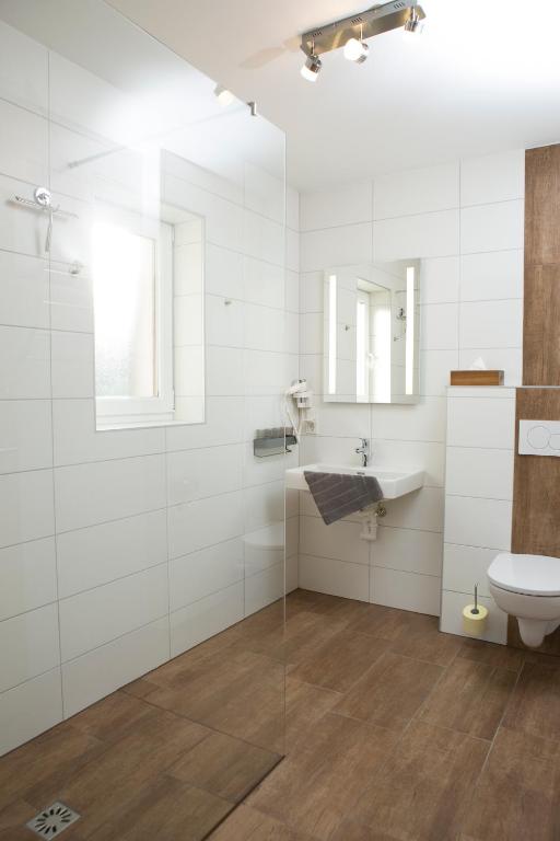 Kúpeľňa v ubytovaní Bio-Bauernhof Reiterhof