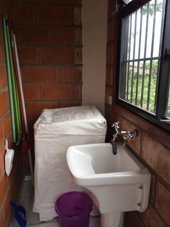  Casa linda e confortável a 15 minutos da praia do Rosa