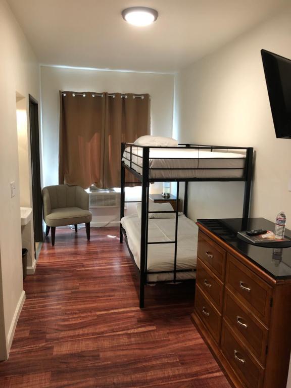 Anchor Pointe Inn - Quarto Duplo Ou Twin Com Casa De Banho Privativa