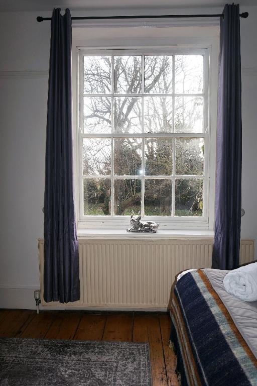 The Grove Ferry Inn - King Room