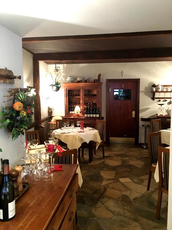 Nápoje v ubytování Hotel-Restaurant Zum Onkel Jonathan