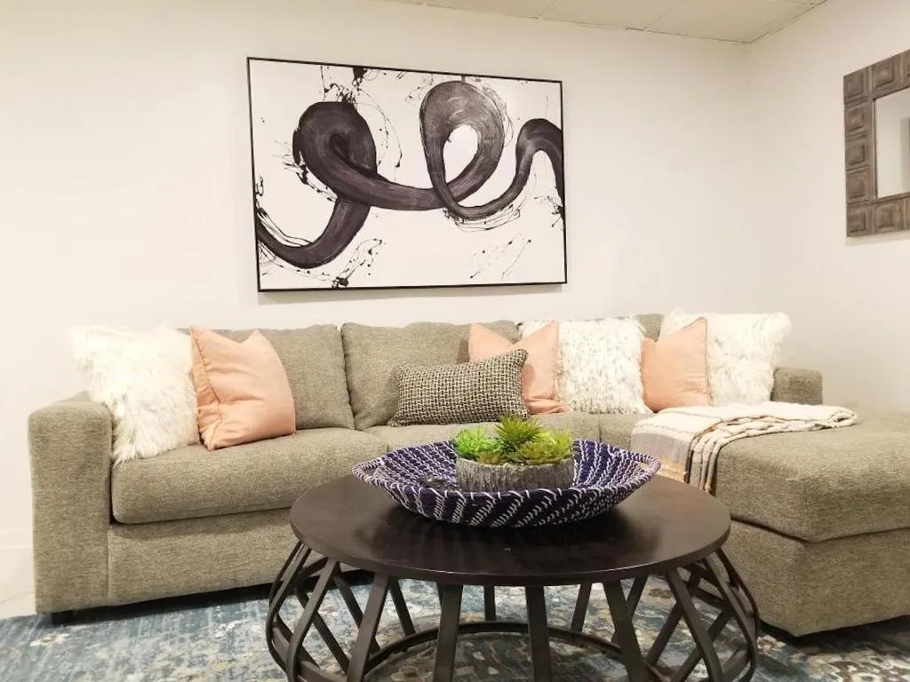 7BR- SLEEPS 15! Celebrity Villa! Great Rates!!, New Orleans (LA), United States