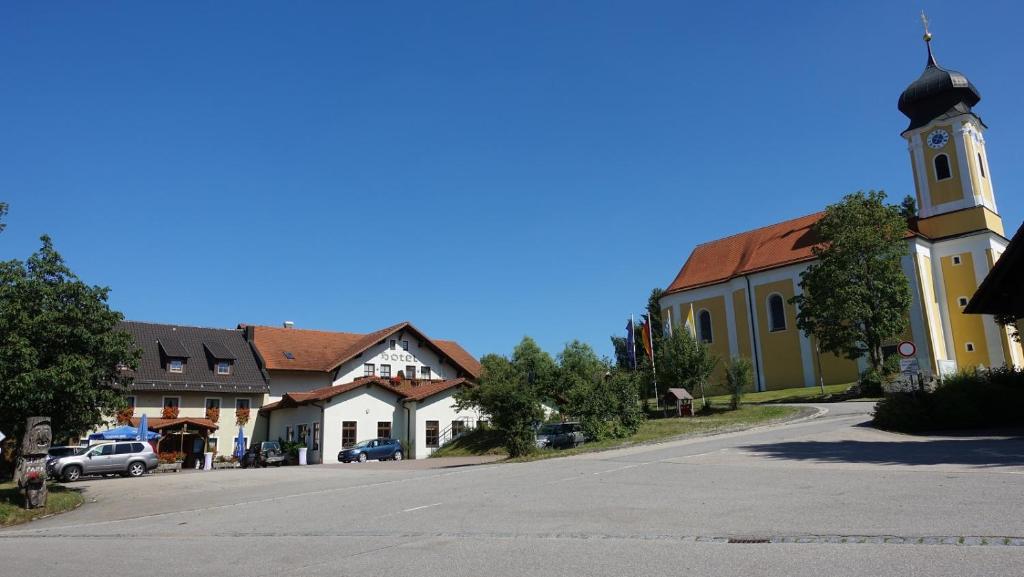 Budova, kde se hotel nachází