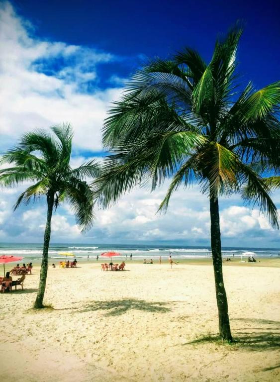  Apartamento para temporada Condomínio Ilha de Noronha Praia Grande SP