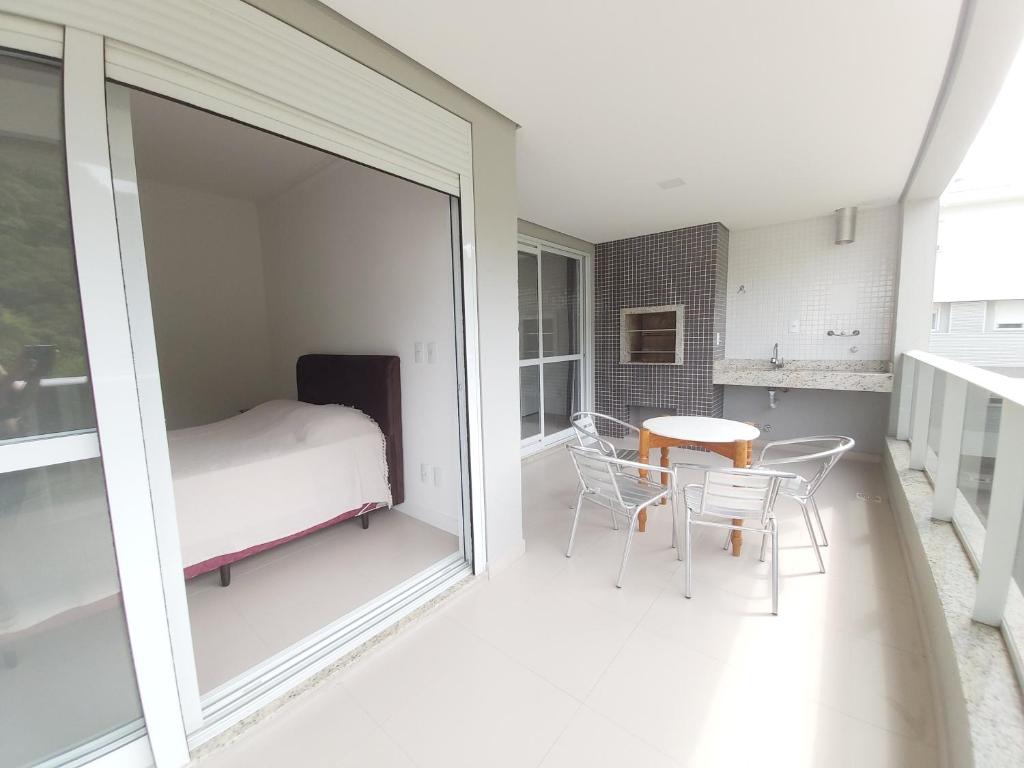  Apartamento alto padrão Ingleses (200)