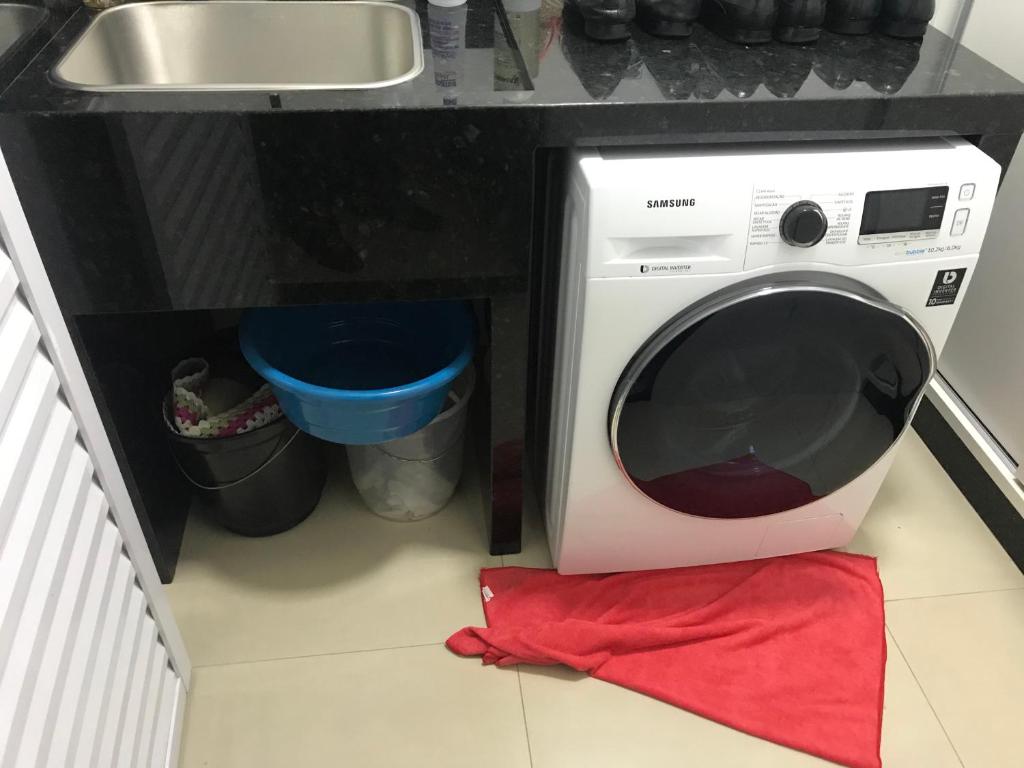  Aluga-se Sobrado com Piscina para o SHOW RURAL COOPAVEL 2021 - Bairro Parque São Paulo - com fácil acesso para a BR277