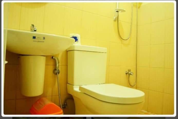 Kylpyhuone majoituspaikassa Necy's Homestay