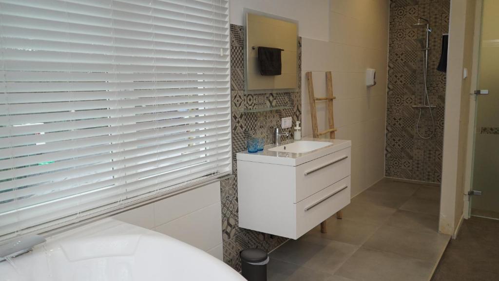 Koupelna v ubytování Hotel Hoevevoorde