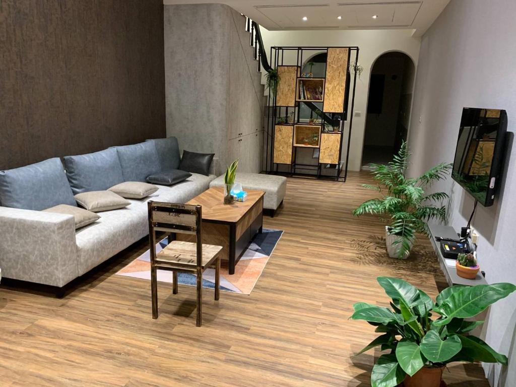 A seating area at Light Blue Hostel