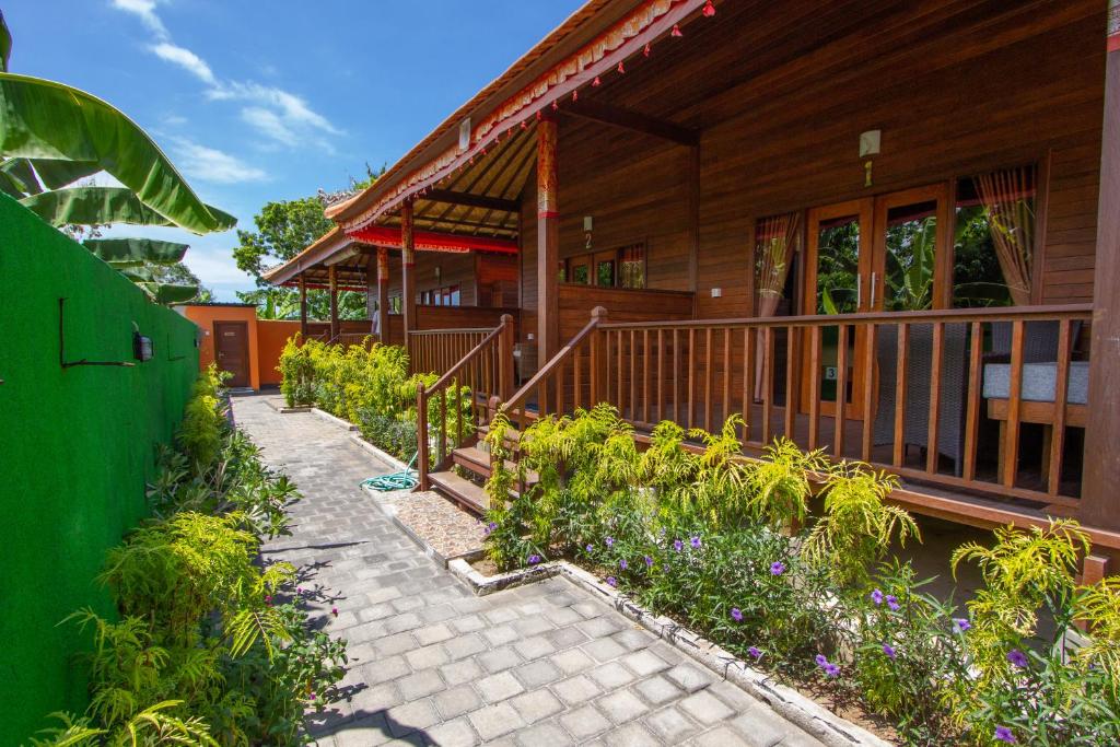 Garden Cottage Lembongan & Hostel - Cama Em Dormitório Misto De 4 Camas