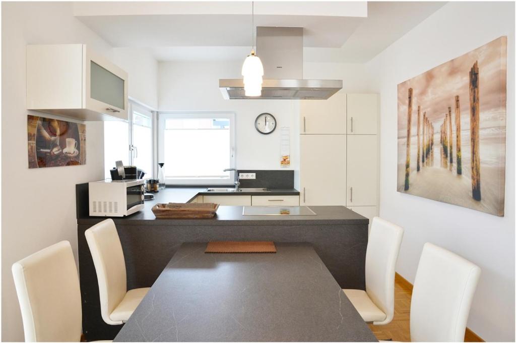 Köök või kööginurk majutusasutuses Apartments Boardinghaus Norderney