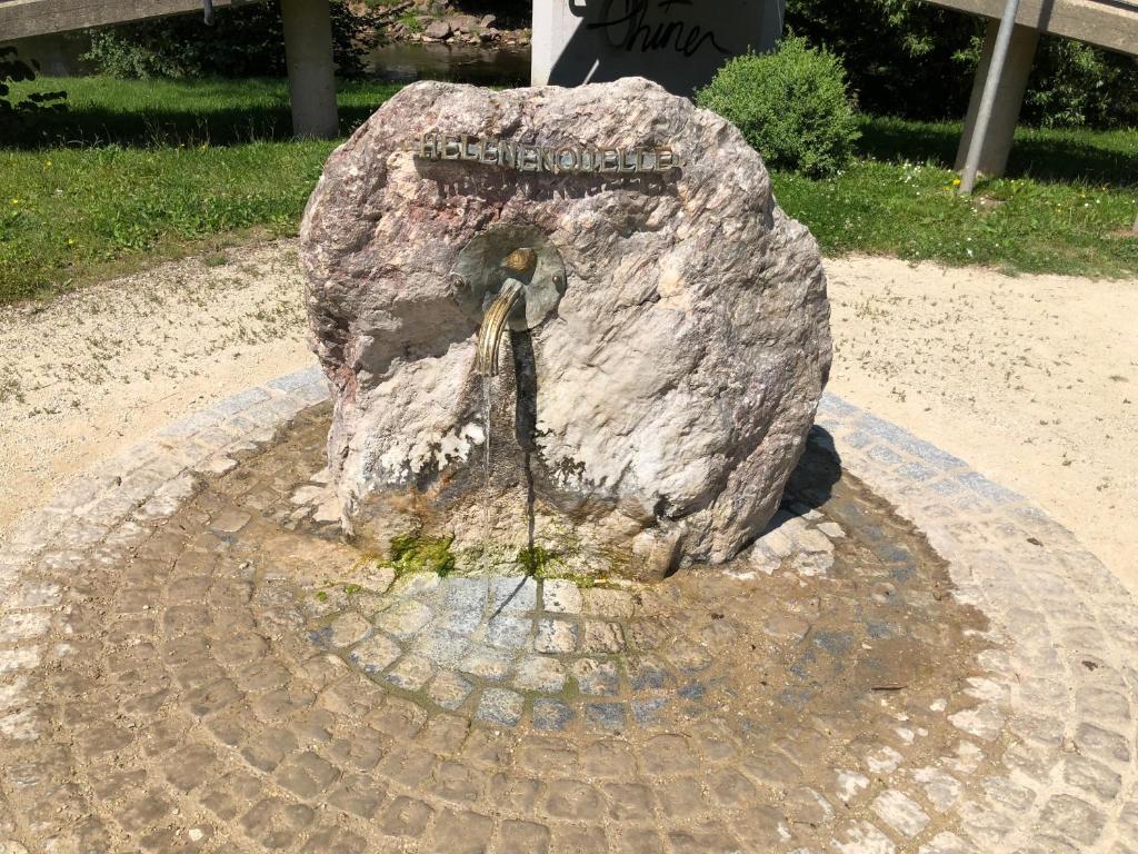 Fotografie z fotogalerie ubytování Hotel garni Am Brunnenplatz v destinaci Gerolstein