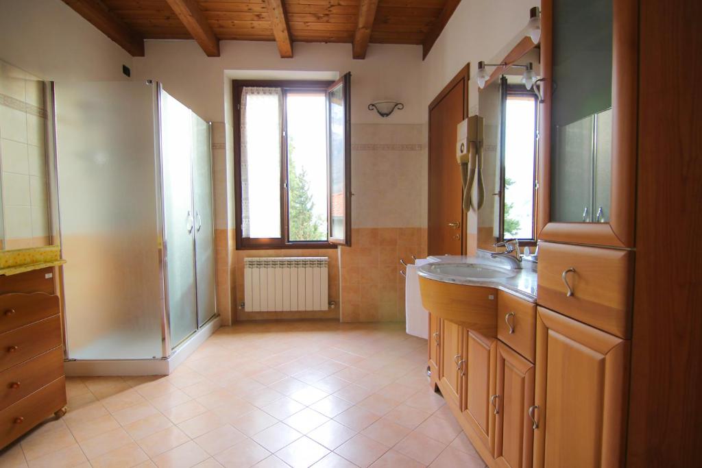 Villa Central Varenna photo
