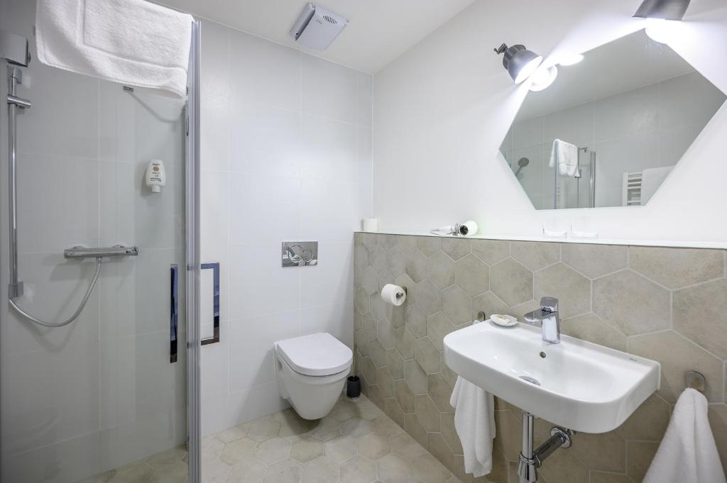 Světoběžník Bed & Wine - 17