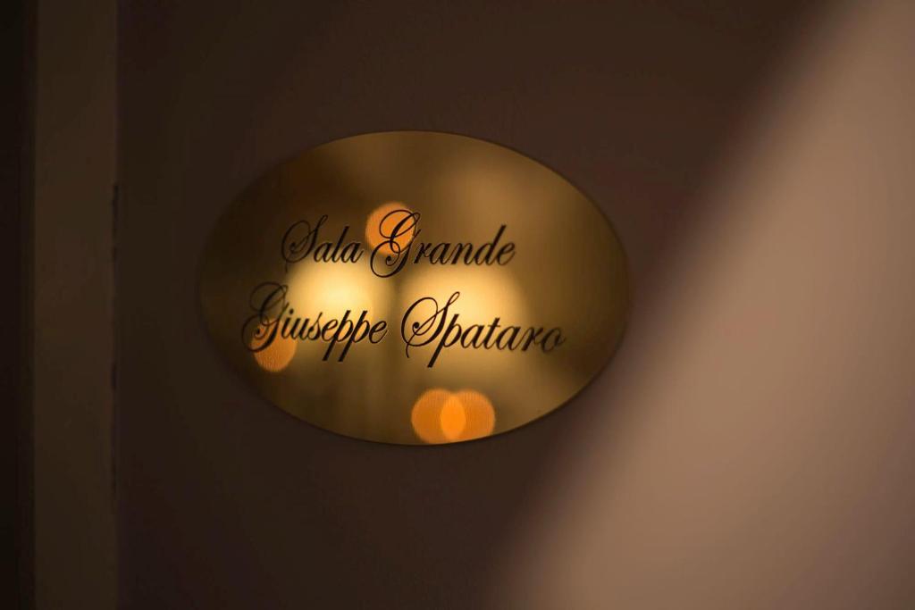 Certifikát, hodnocení, plakát nebo jiný dokument vystavený v ubytování Corte Rossetti Le Dimore Luxury B&B