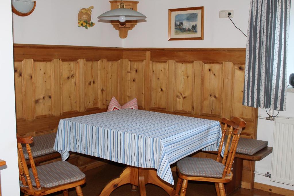 Fotografie z fotogalerie ubytování Ferienhaus Margotti v destinaci Altaussee