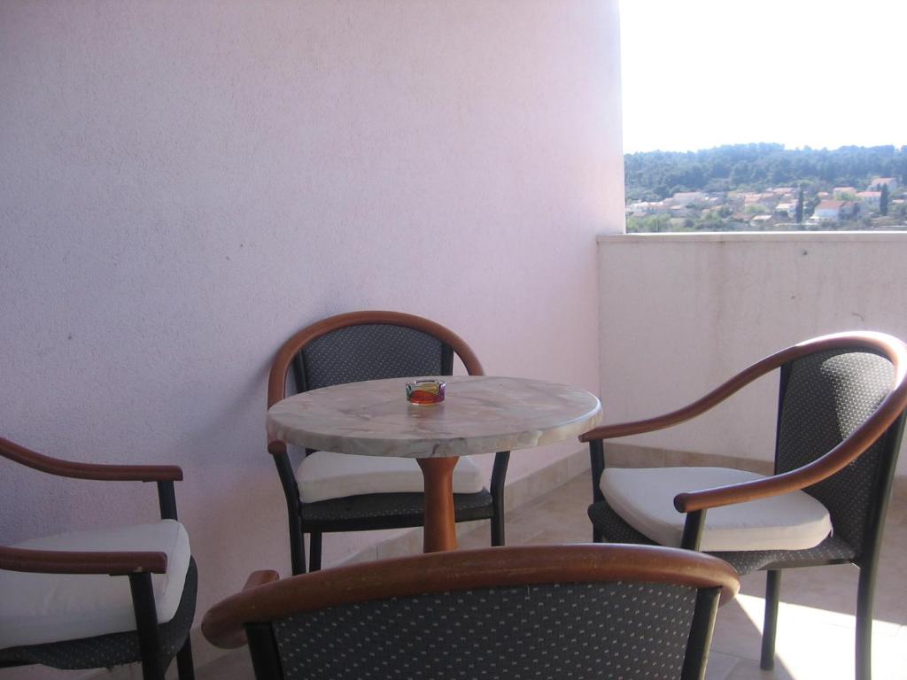Posedenie v ubytovaní Apartments Krajančić