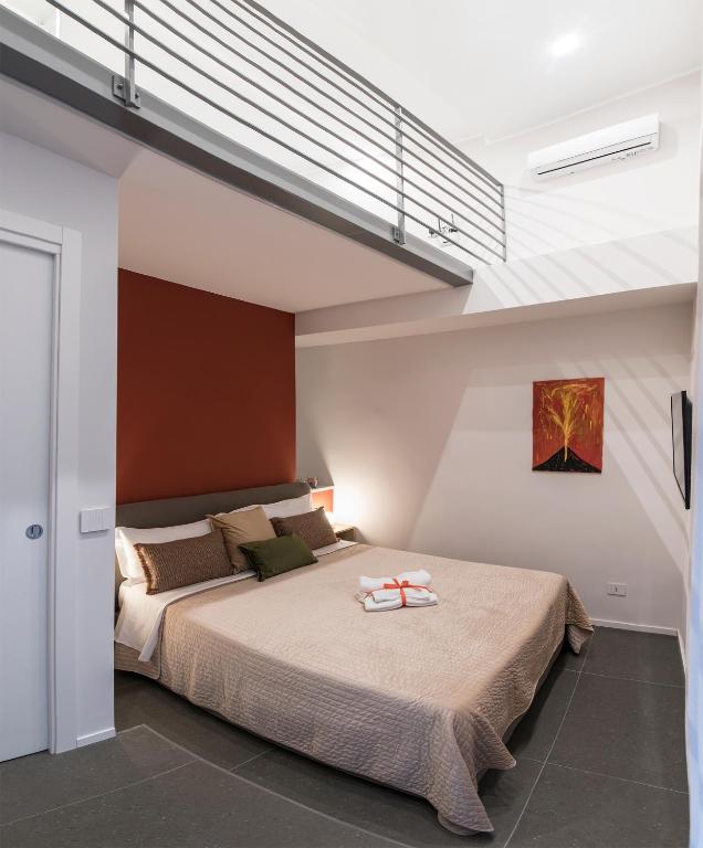 Three Houses Toledo - 4