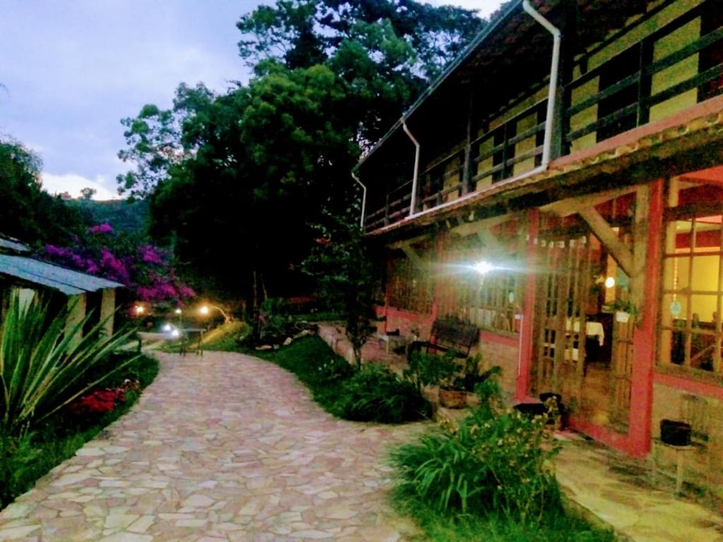  Pousada Sangha Pyara