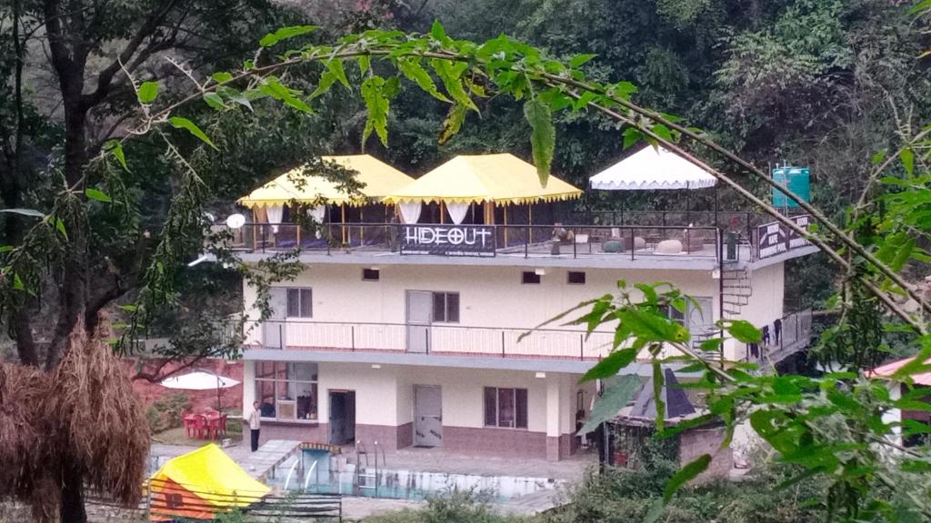 Photo de la galerie de l'établissement Hideout, à Bir