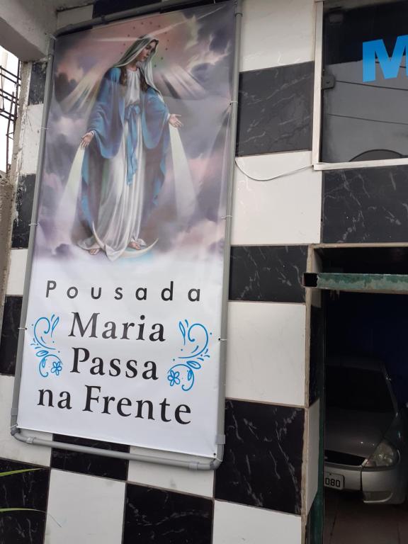  Pousada Maria passa na frente