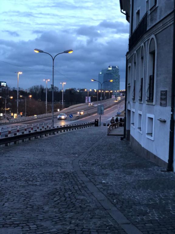 Pleasant apartment under the Bratislava castle - 两居室公寓