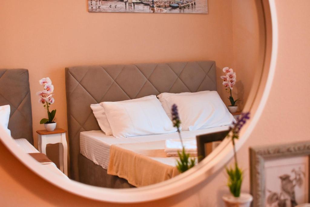 Beach Walk Apartments - 13