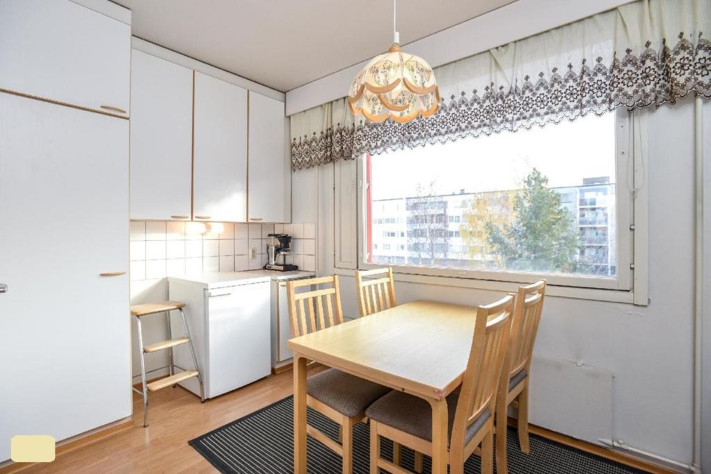 Nipu -Beside City Center, Bus and Train Station - Family Room
