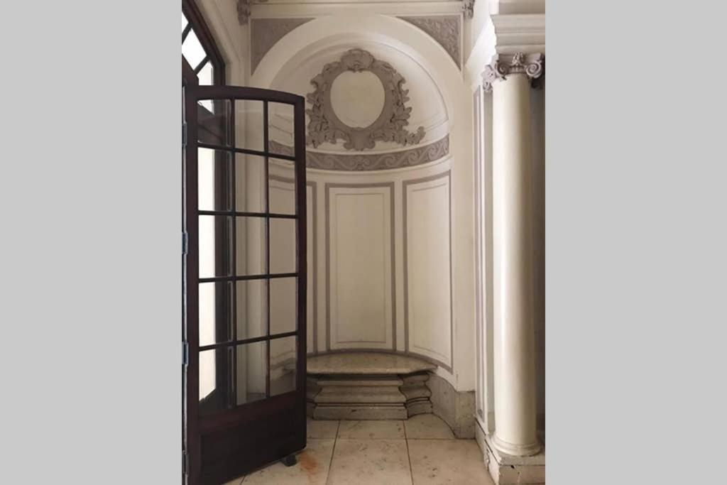 Bilde i galleriet til Beautiful Classic Style Apartment in Buenos Aires Downtown i Buenos Aires