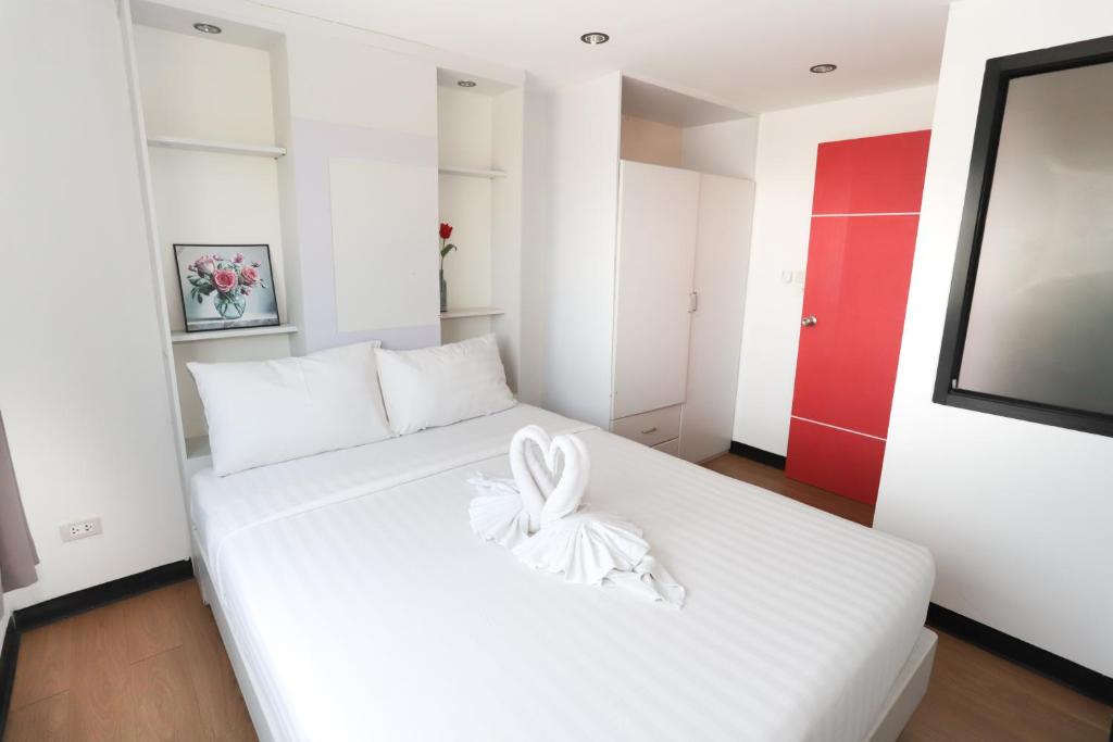 C Tower Hotel - Habitación Gemela